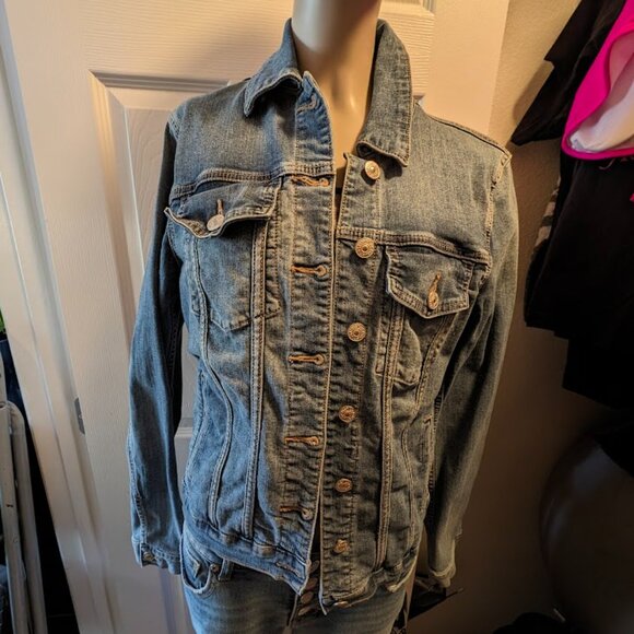 Jean Jacket - Picture 5 of 7